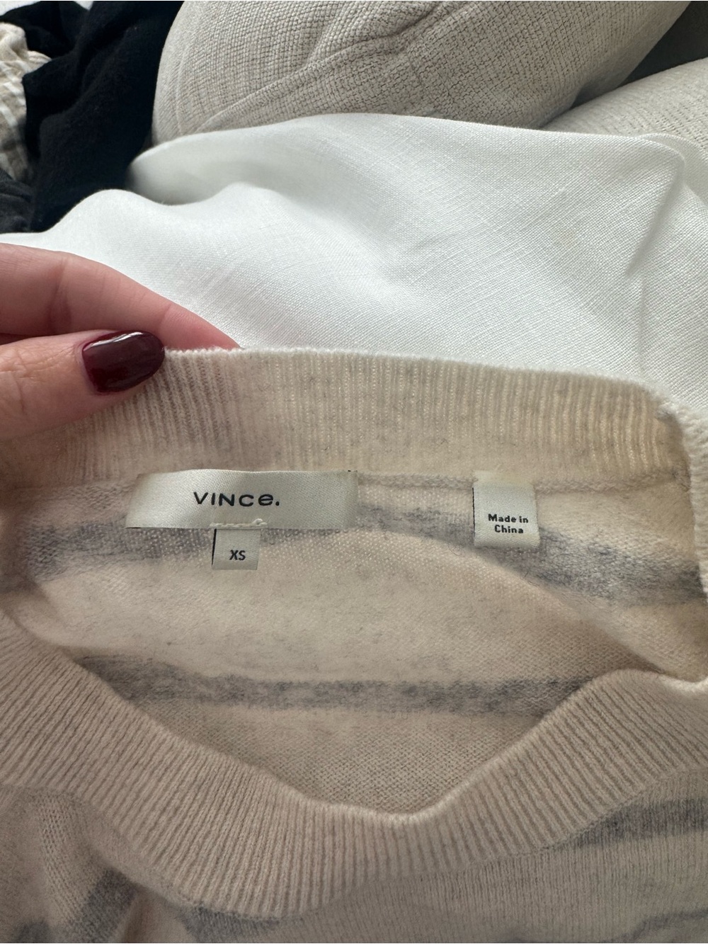 Vince Cashmere Sweater - Picture 3 of 3